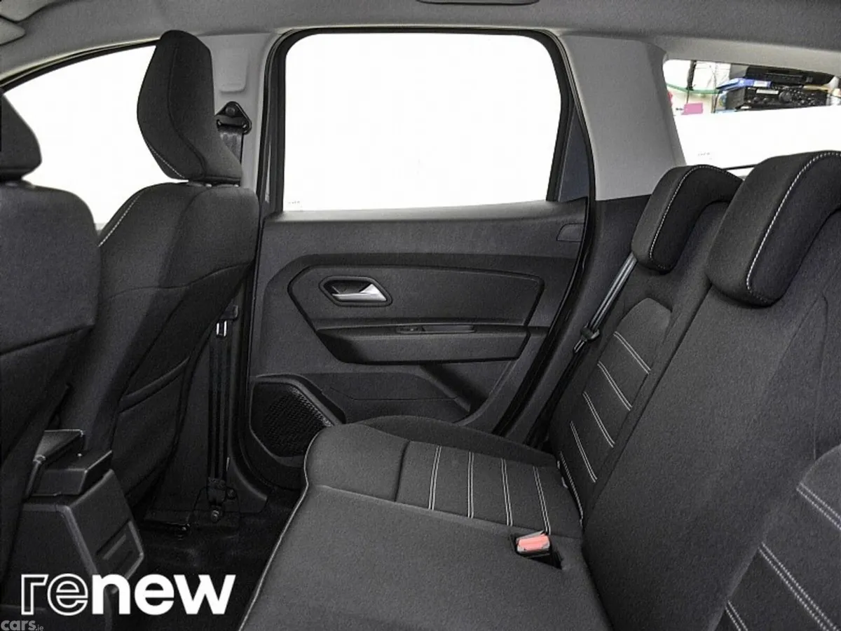 Dacia Duster SUV, Petrol, 2024, Grey