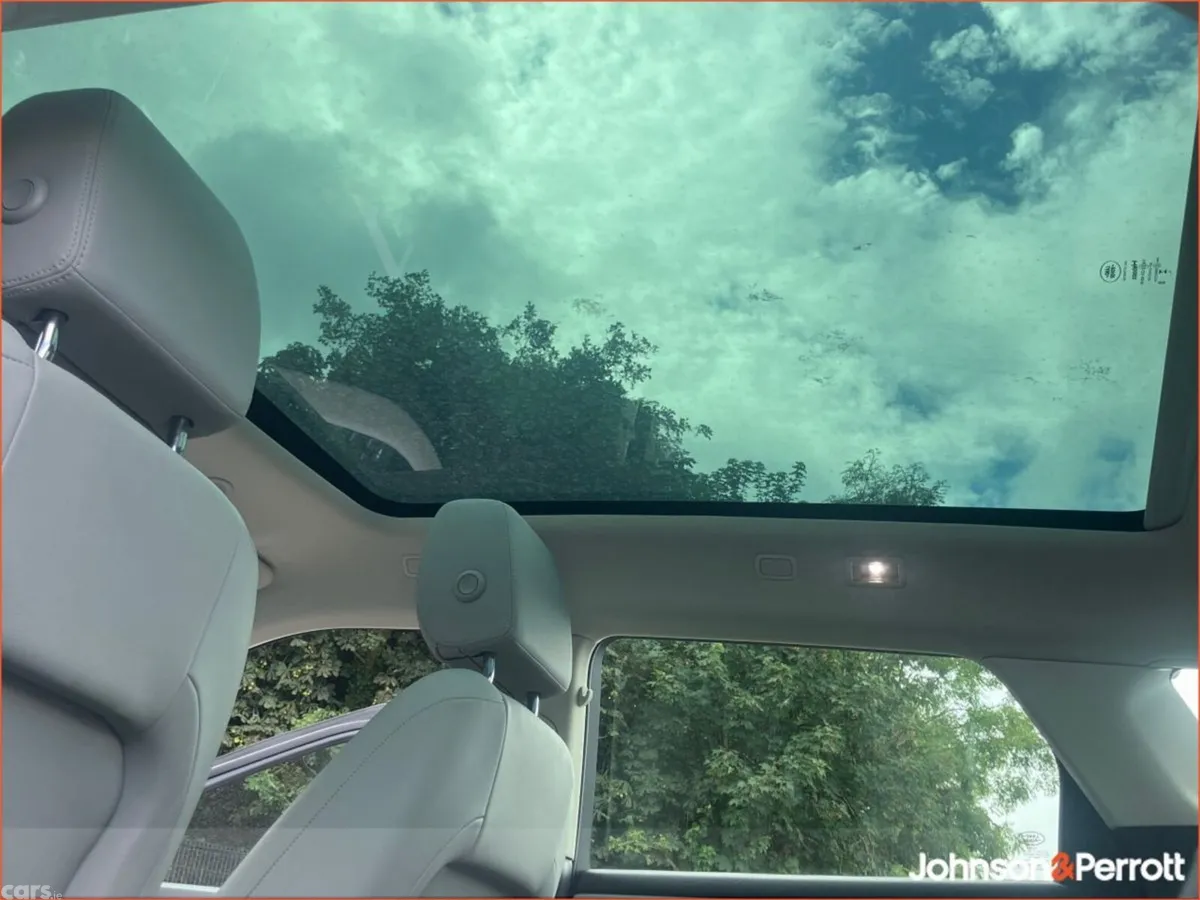 Land Rover Range Rover Evoque SUV, Petrol Plug-in Hybrid, 2025, Black