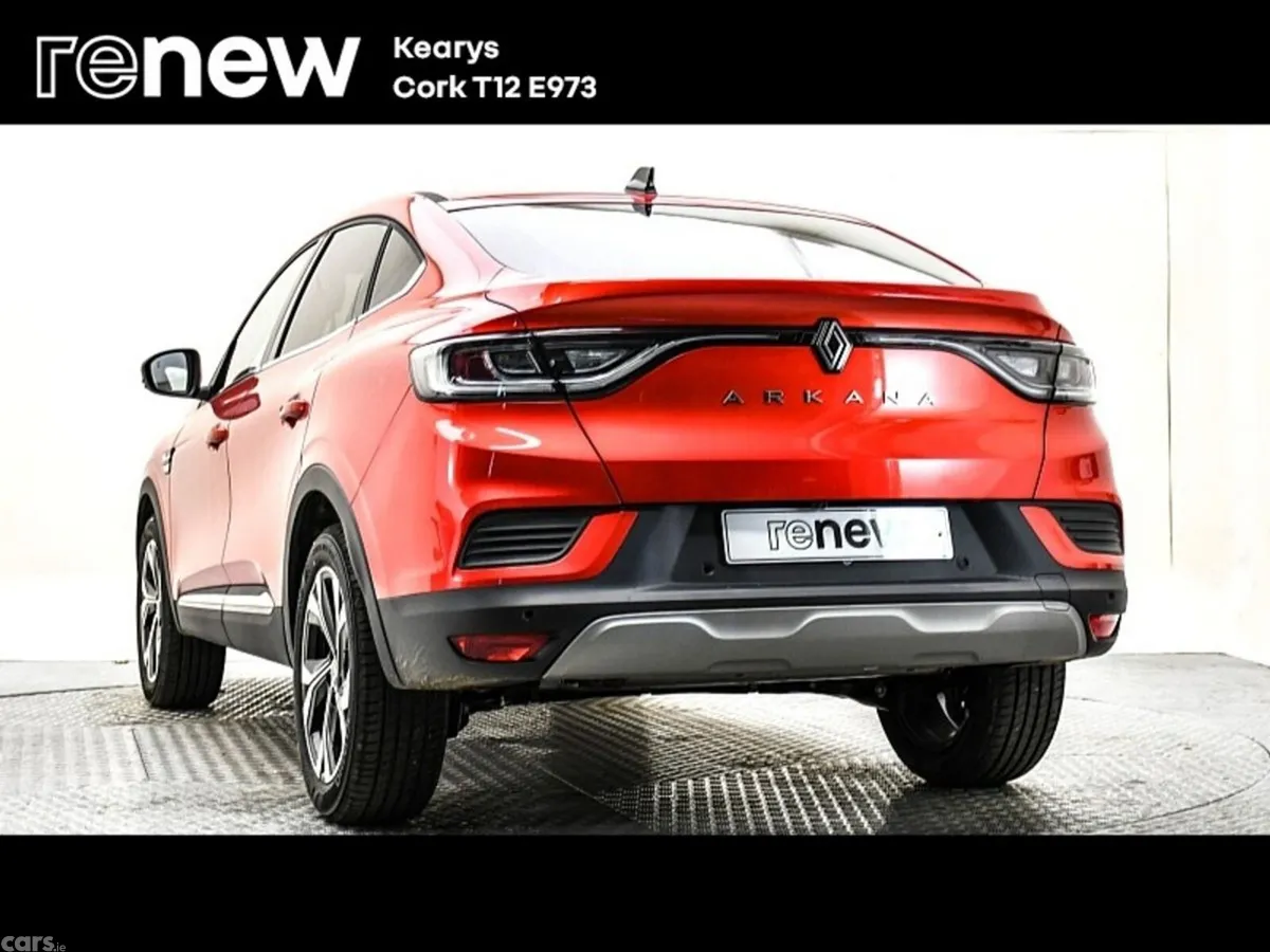 Renault Arkana SUV, Petrol, 2024, Red