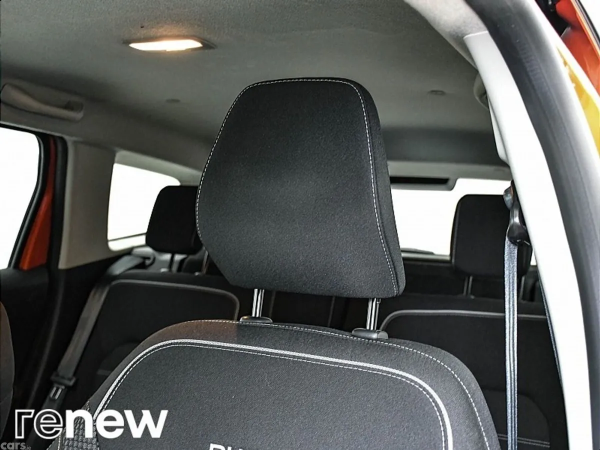 Dacia Duster SUV, Diesel, 2024, Orange