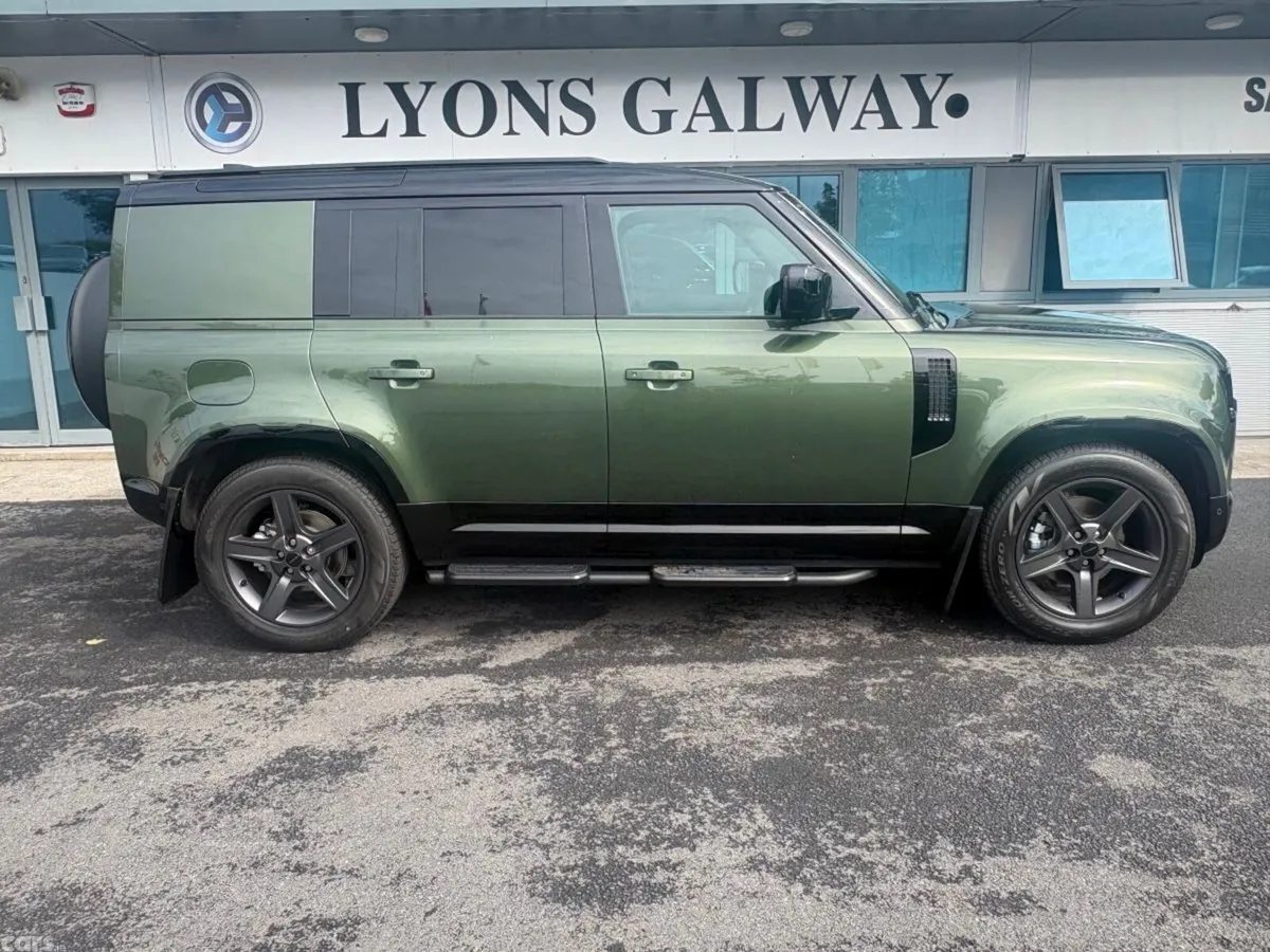 Land Rover Defender SUV, Diesel, 2026, Green