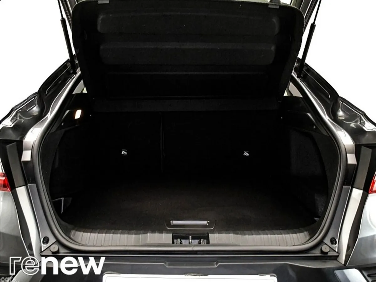 Renault Arkana SUV, Petrol, 2023, Grey