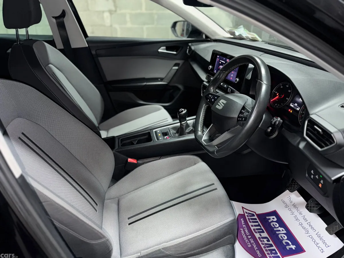 SEAT Leon Estate, Diesel, 2021, Black