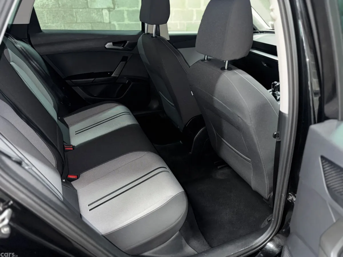 SEAT Leon Estate, Diesel, 2021, Black