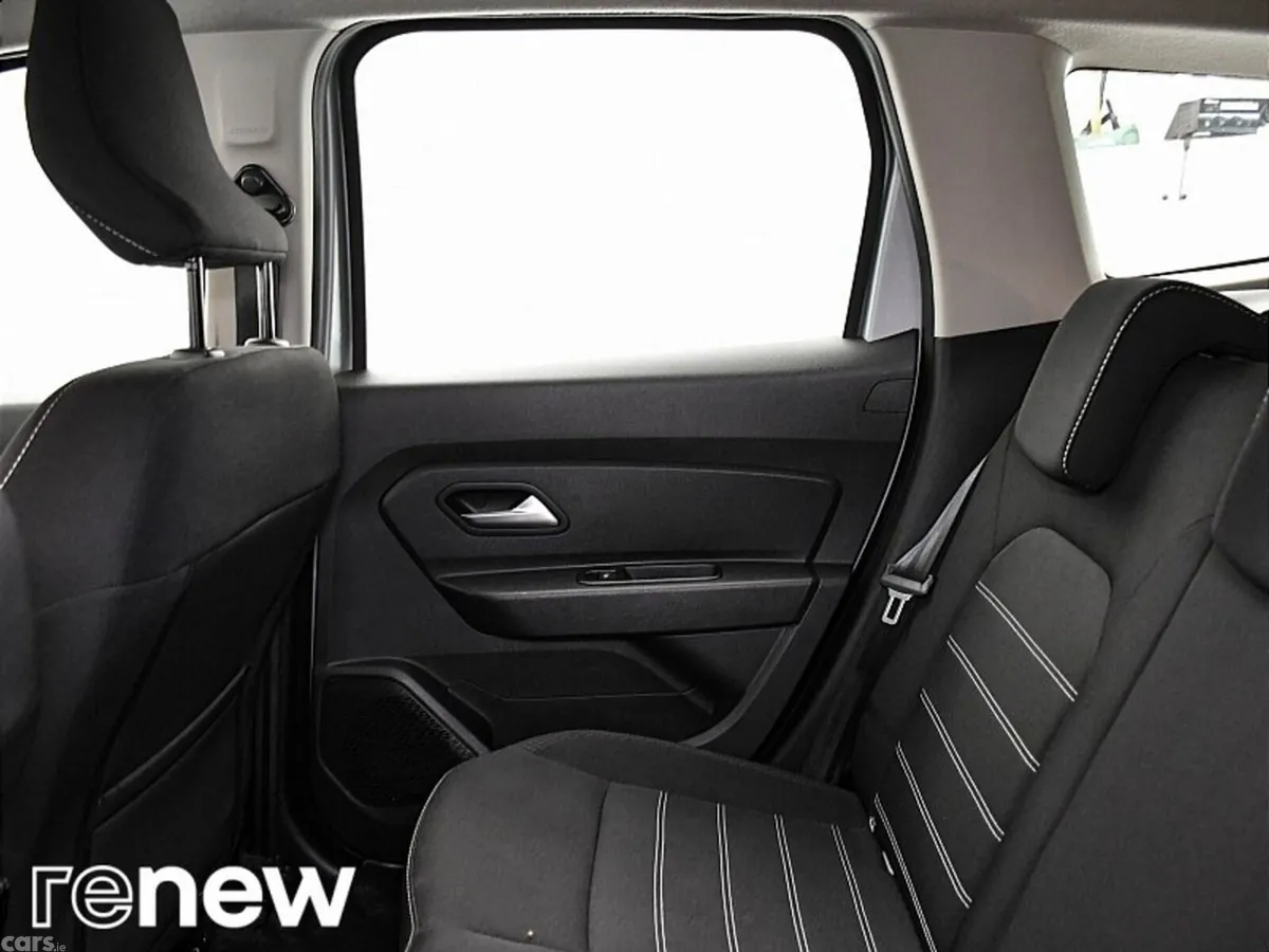 Dacia Duster SUV, Petrol, 2022, Grey