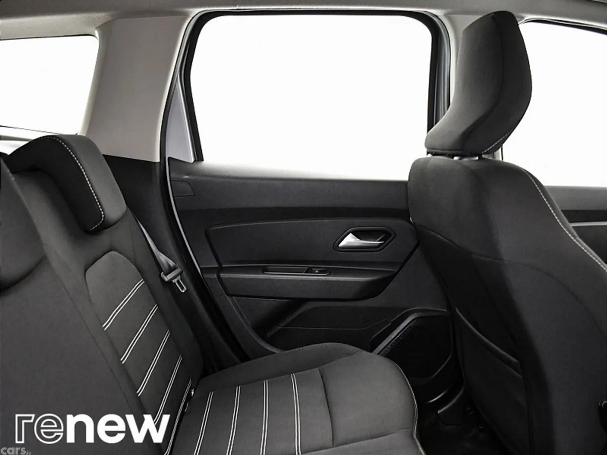 Dacia Duster SUV, Petrol, 2022, Grey