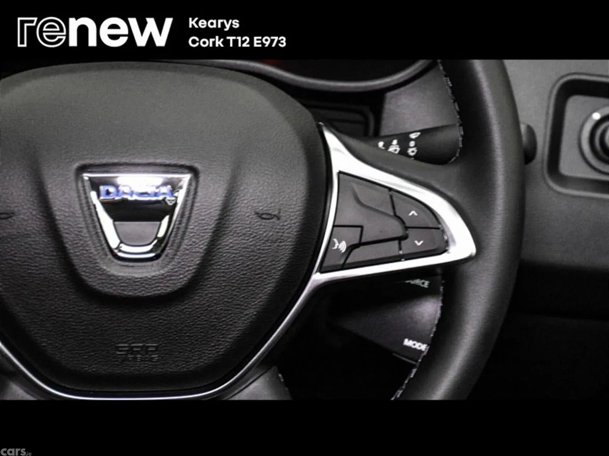 Dacia Duster SUV, Petrol, 2022, Grey