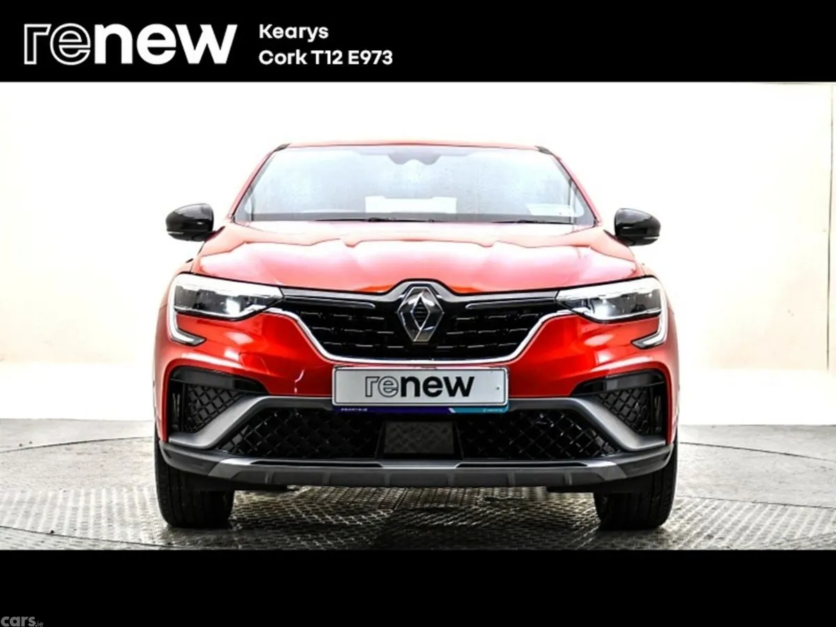 Renault Arkana SUV, Petrol Hybrid, 2023, Red
