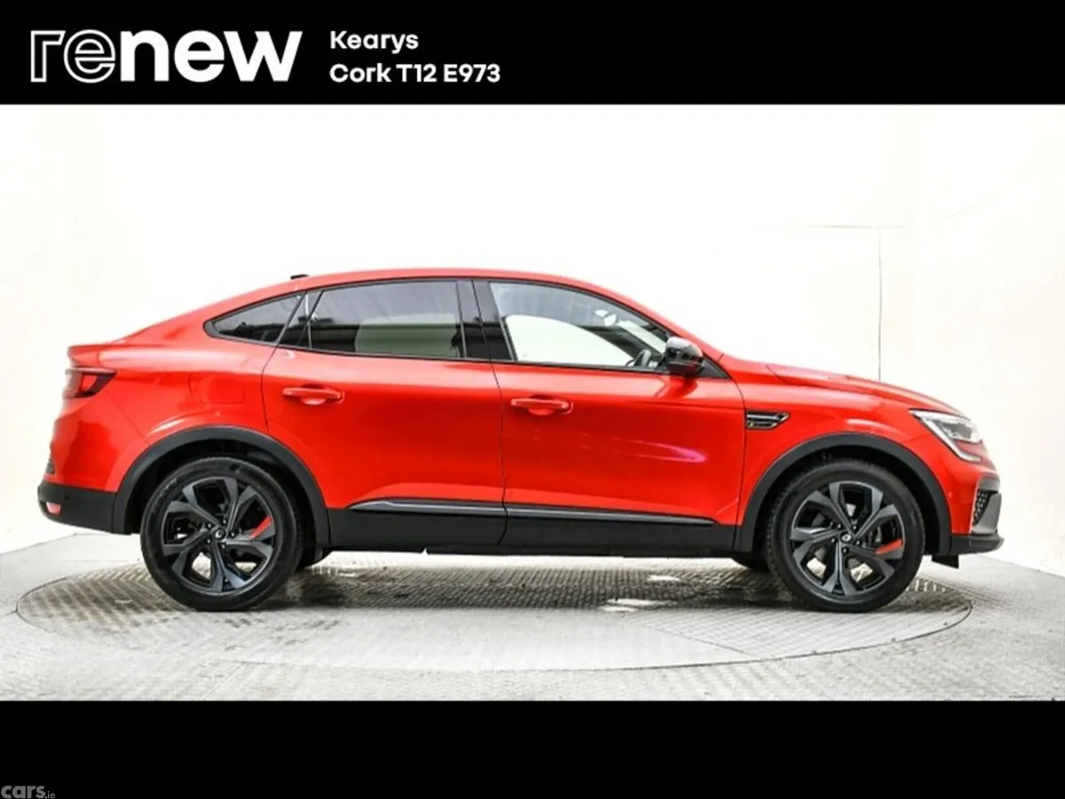 Renault Arkana SUV, Petrol Hybrid, 2023, Red
