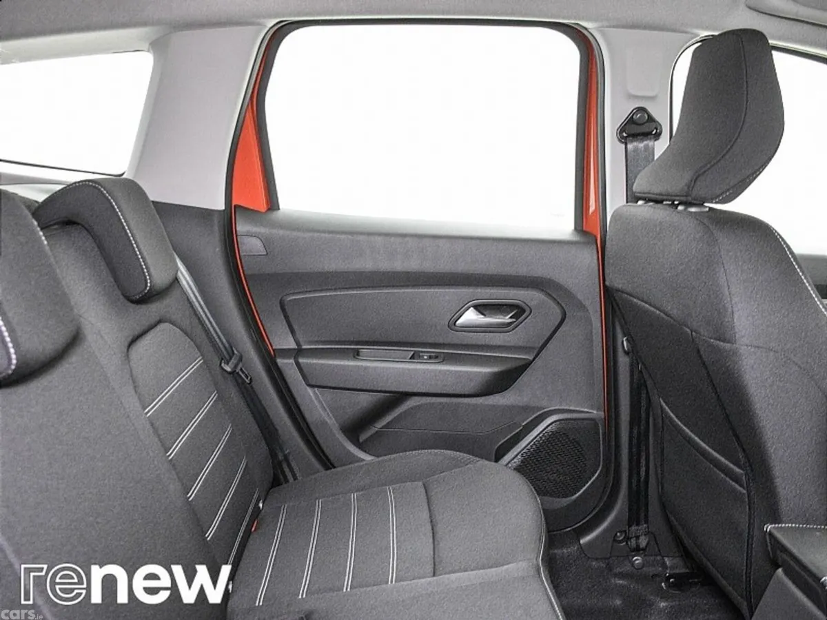 Dacia Duster SUV, Diesel, 2022, Orange