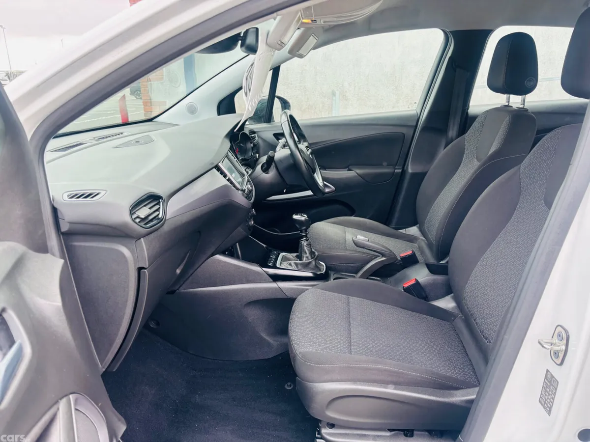 Opel Crossland SUV, Diesel, 2022, White