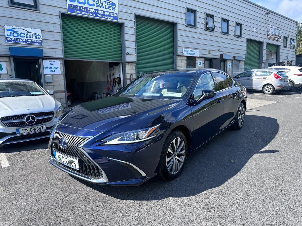 Lexus ES Saloon, Petrol Hybrid, 2019, Blue
