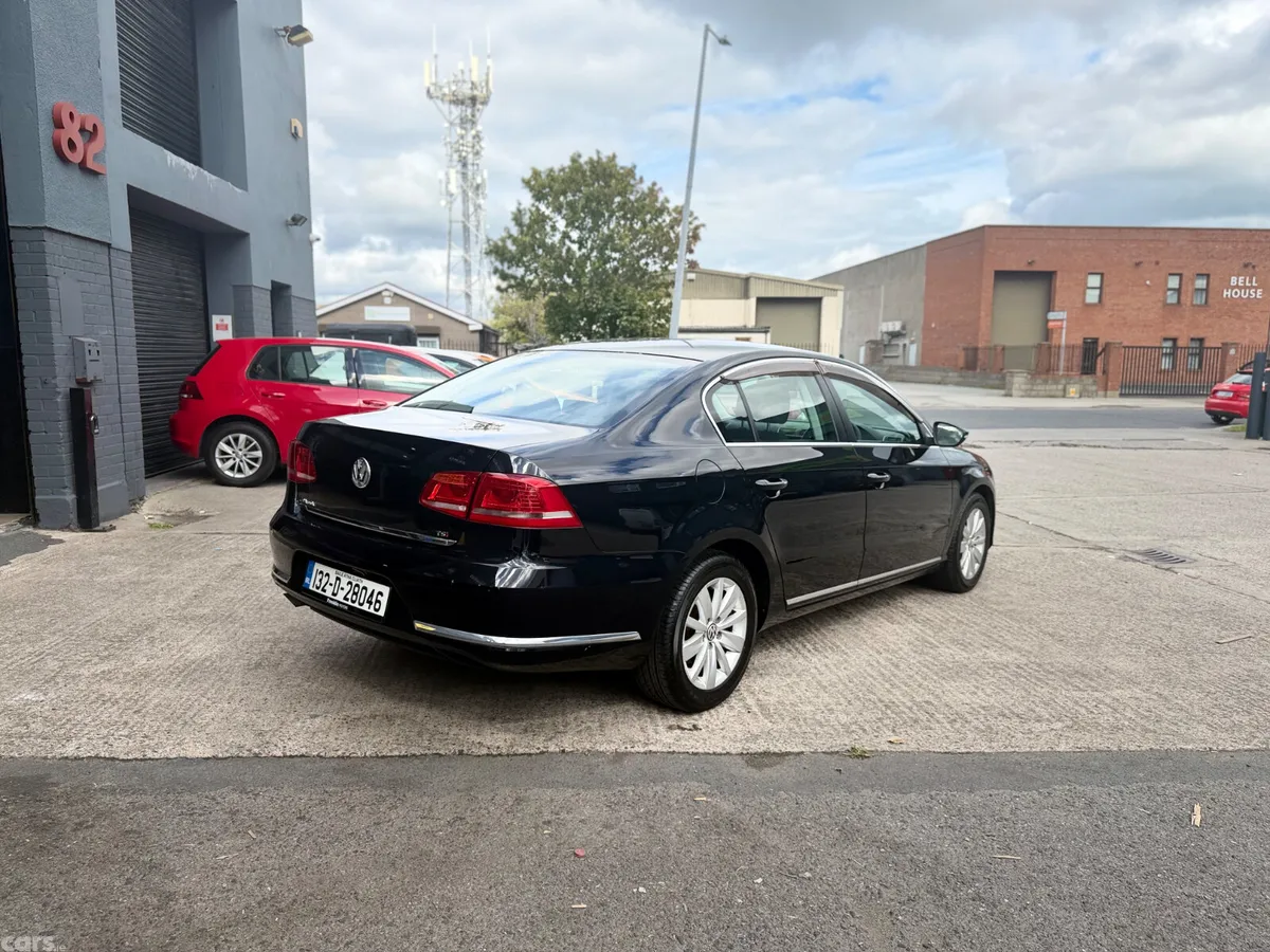 Volkswagen Passat Saloon, Petrol, 2013, Black