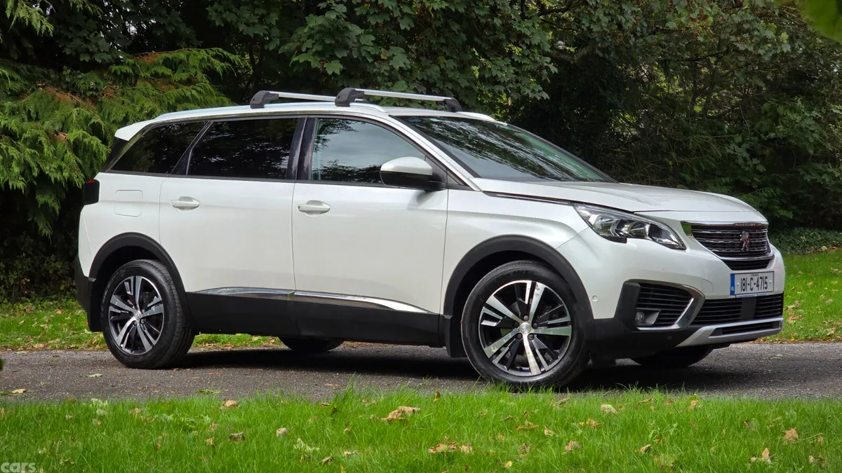 Peugeot 5008 MPV, Diesel, 2018, White
