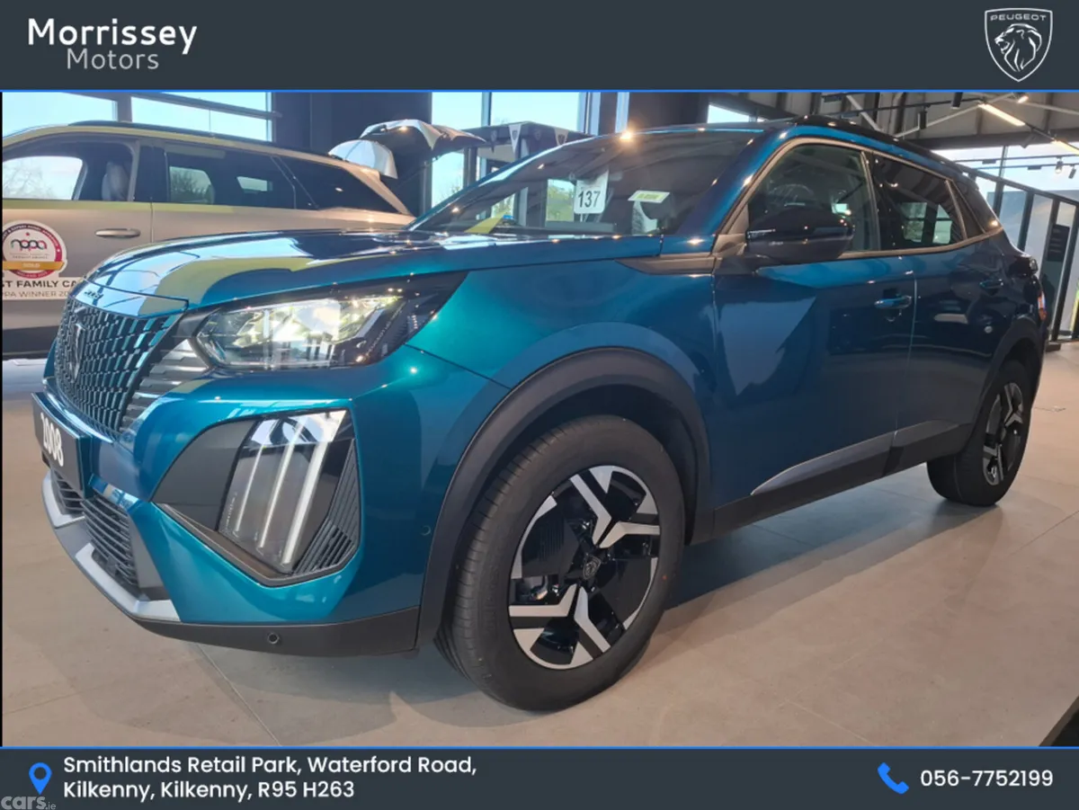Peugeot 2008 SUV, Petrol Hybrid, 2026, Blue