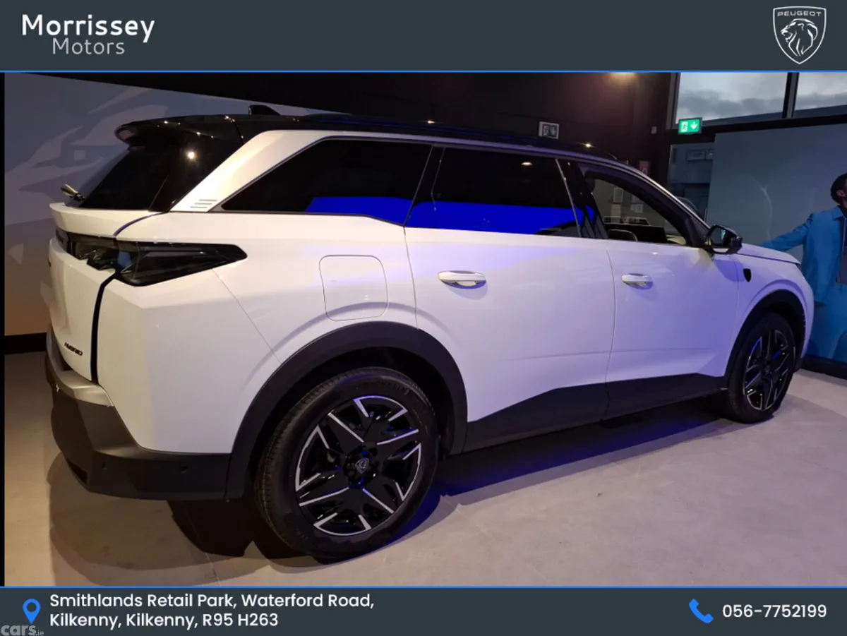 Peugeot 5008 SUV, Petrol Hybrid, 2026, White
