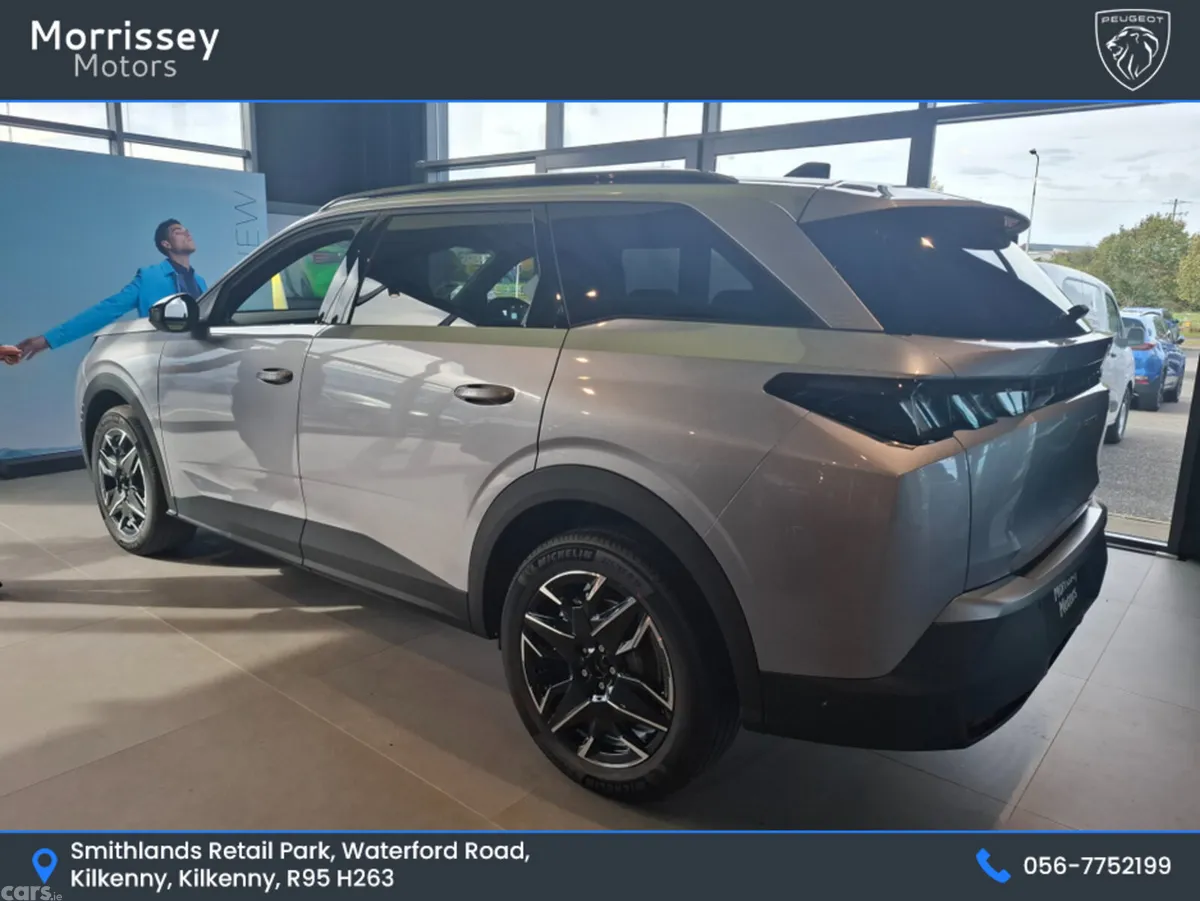 Peugeot 5008 SUV, Petrol Hybrid, 2026, Grey