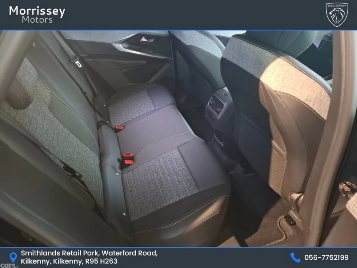 Peugeot 3008 MPV, Petrol, 2025, Black