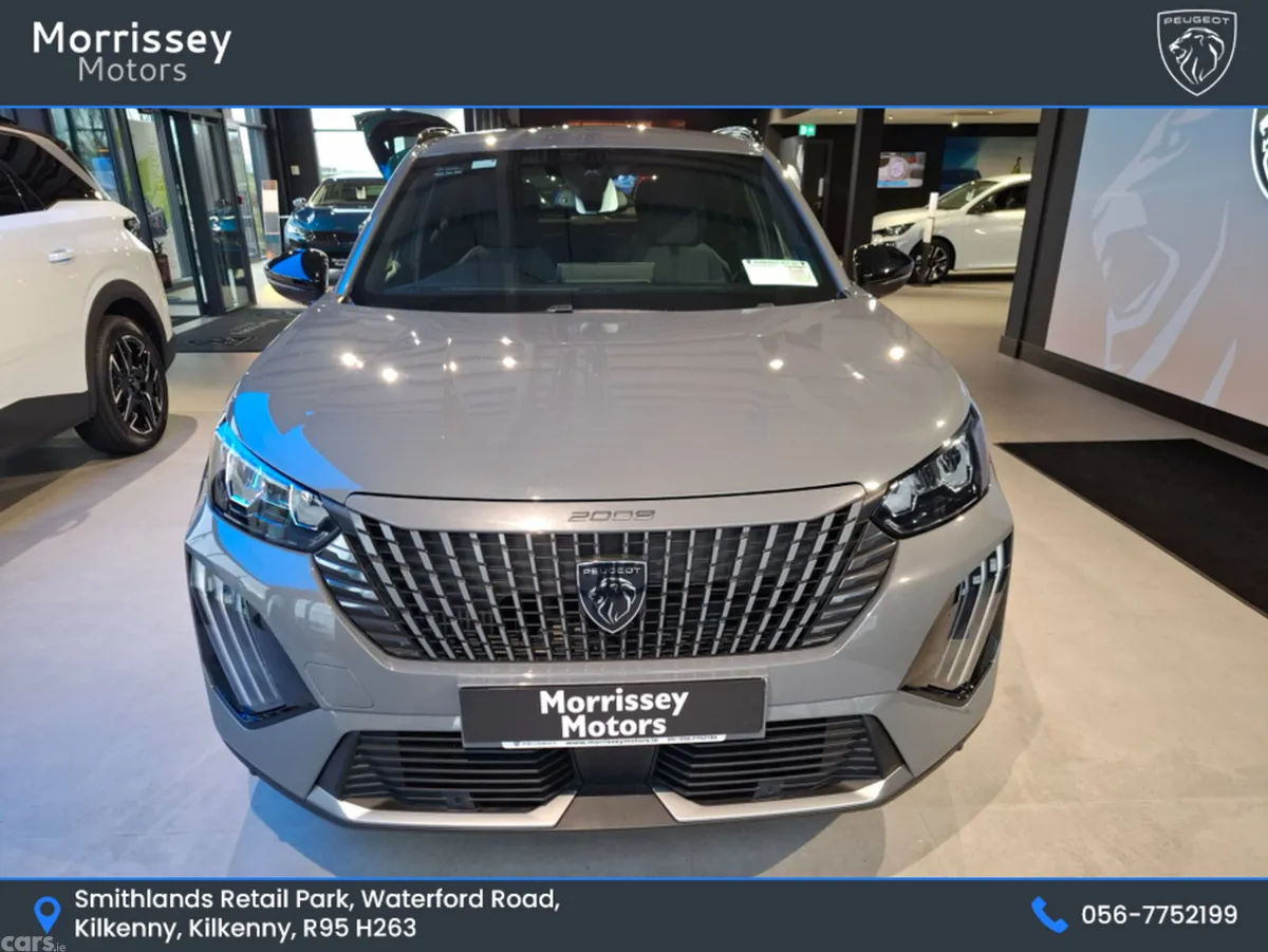 Peugeot 2008 MPV, Petrol, 2024, Grey