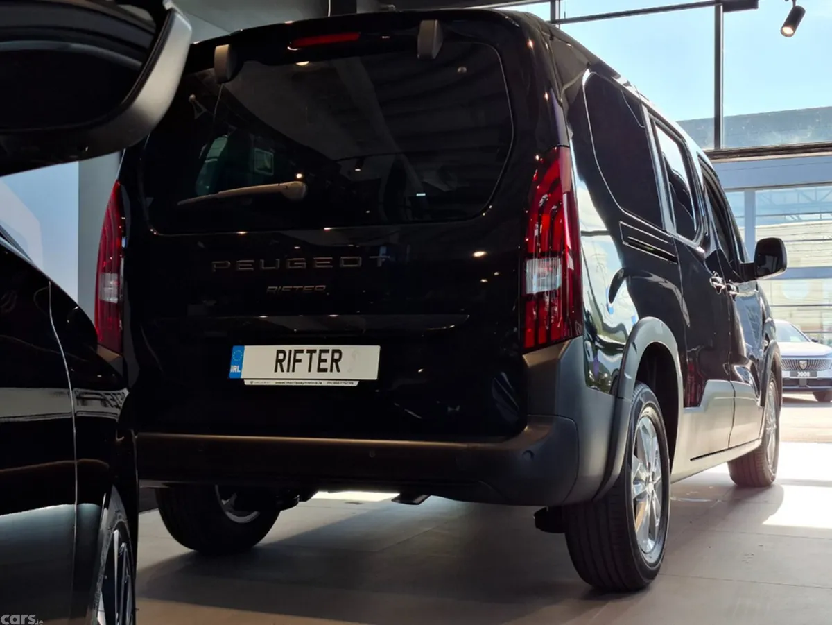 Peugeot Rifter MPV, Diesel, 2026, Black