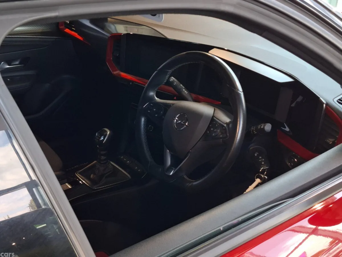 Opel Mokka MPV, Diesel, 2022, Red