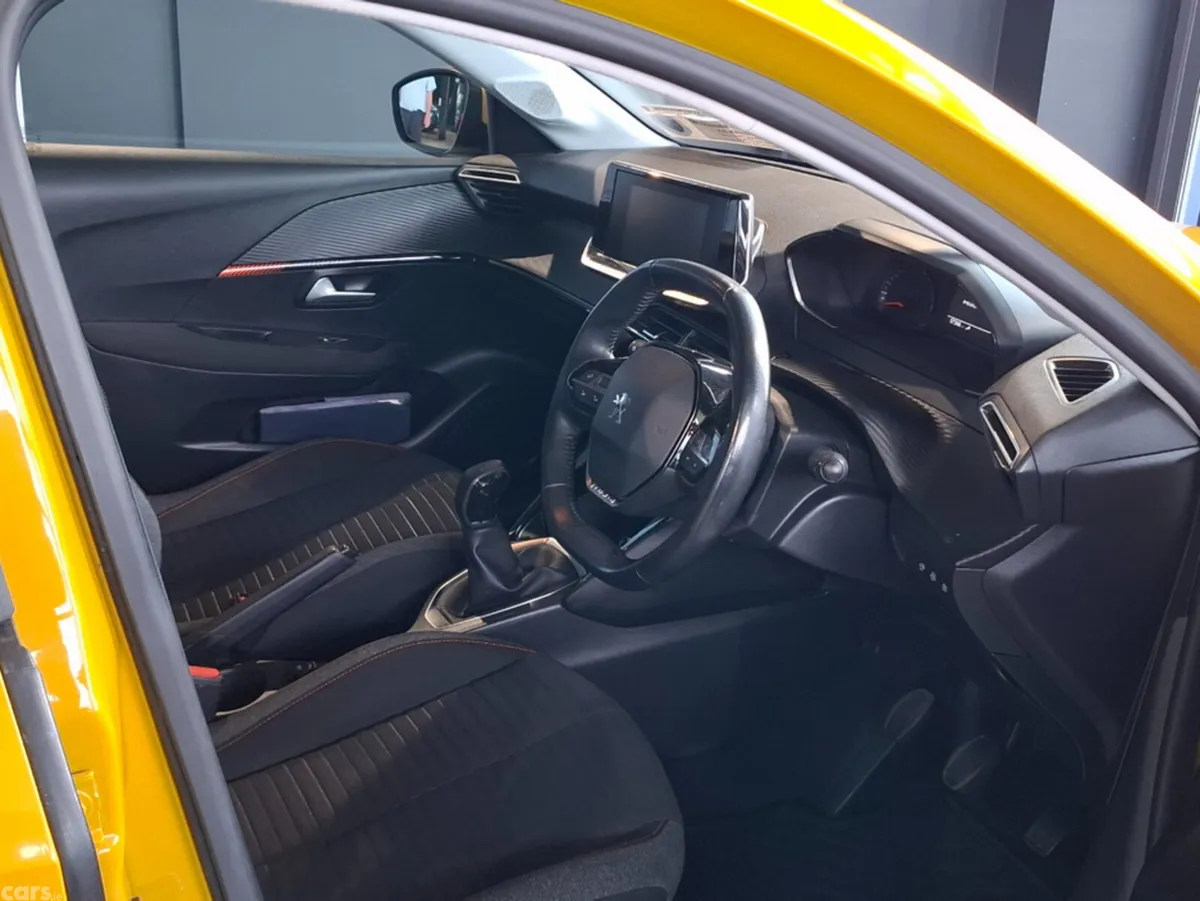 Peugeot 208 Hatchback, Petrol, 2020, Yellow