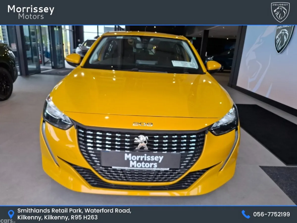 Peugeot 208 Hatchback, Petrol, 2020, Yellow