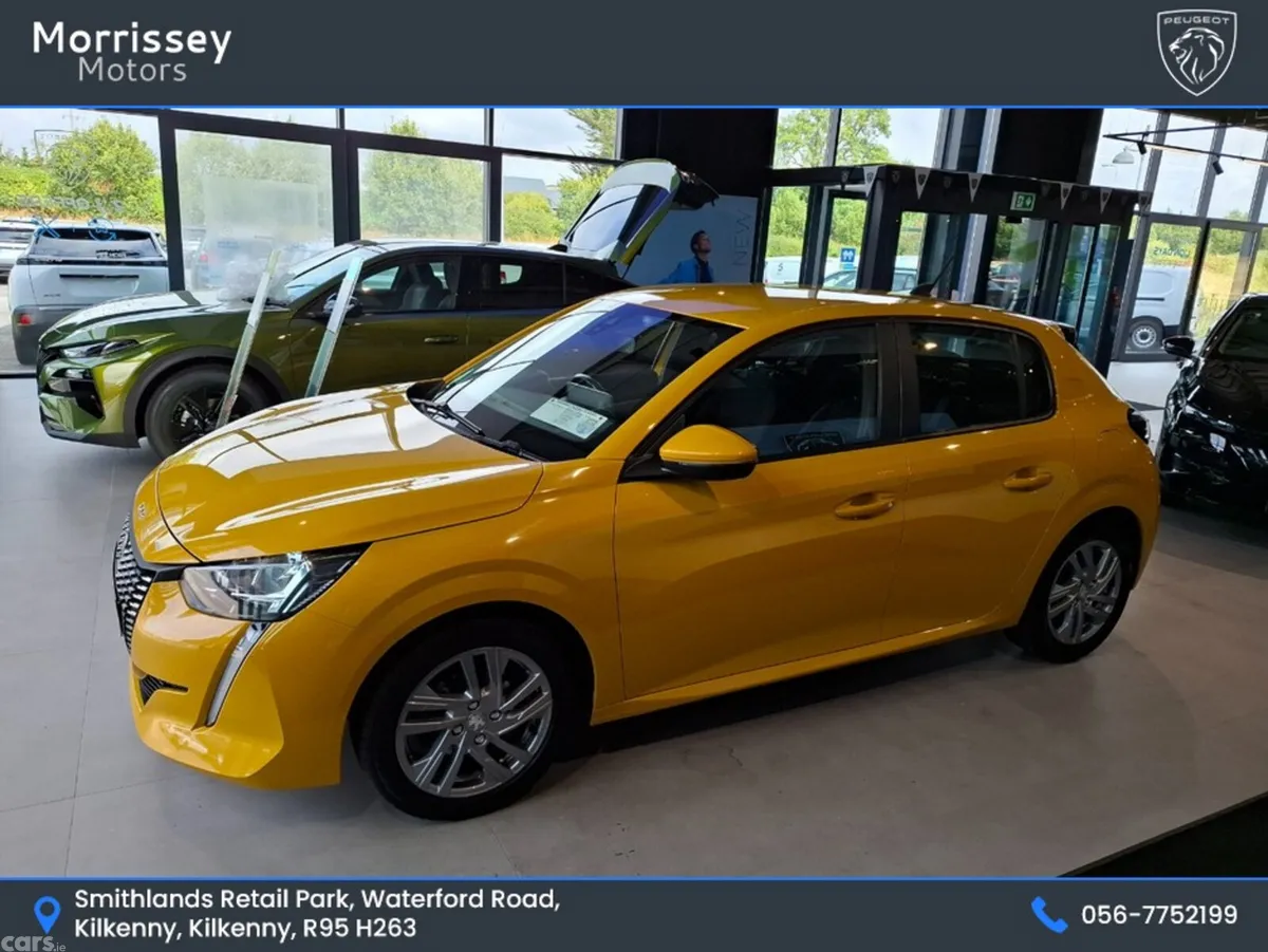 Peugeot 208 Hatchback, Petrol, 2020, Yellow