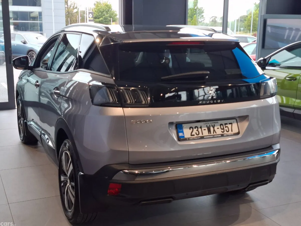 Peugeot 3008 MPV, Diesel, 2023, Grey