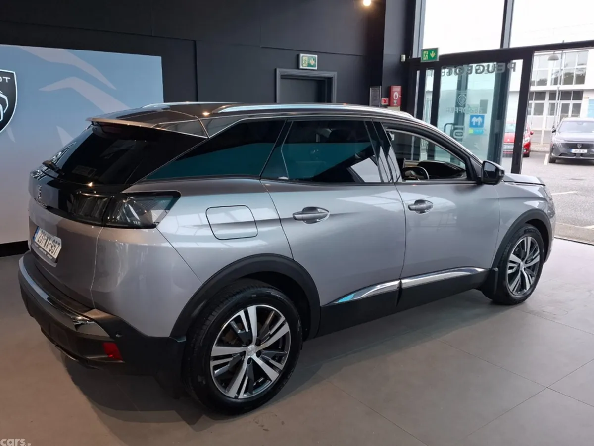 Peugeot 3008 MPV, Diesel, 2023, Grey