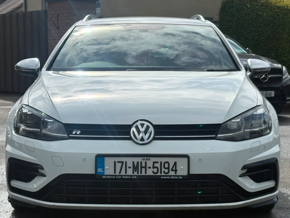 Volkswagen Golf Estate, Petrol, 2017, White