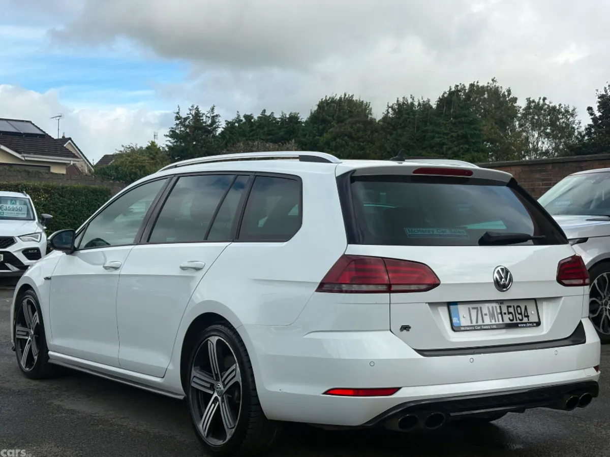 Volkswagen Golf Estate, Petrol, 2017, White