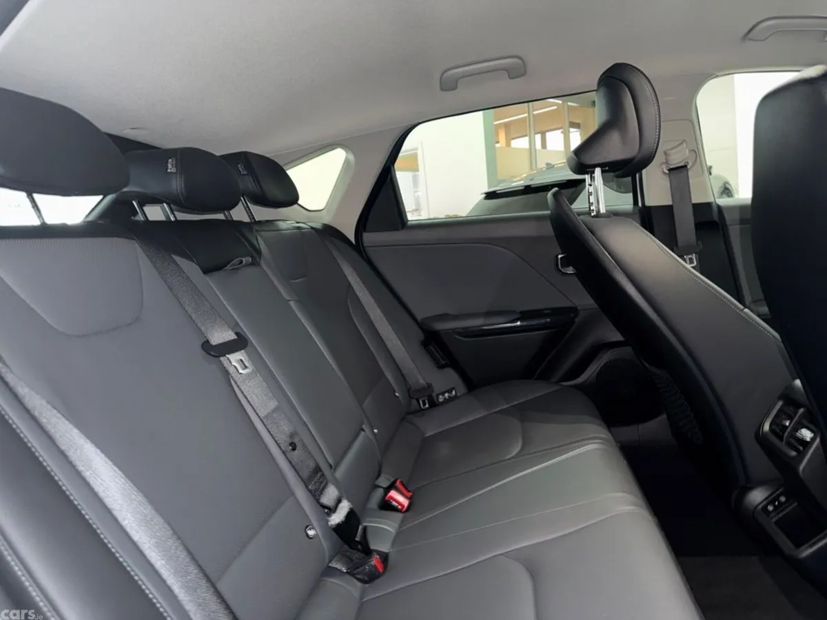 Kia Ceed Hatchback, Petrol Hybrid, 2026, White