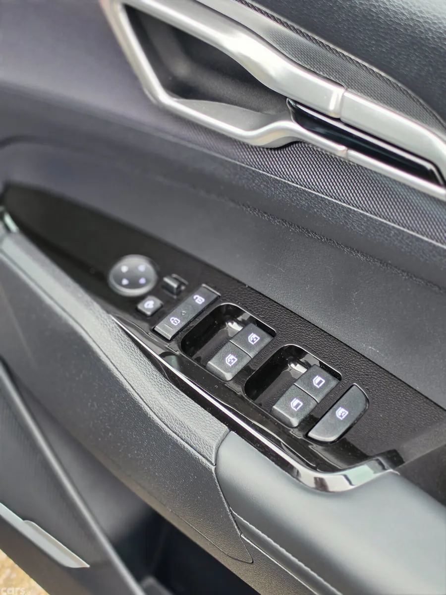 Kia Sportage SUV, Diesel Hybrid, 2022, Grey
