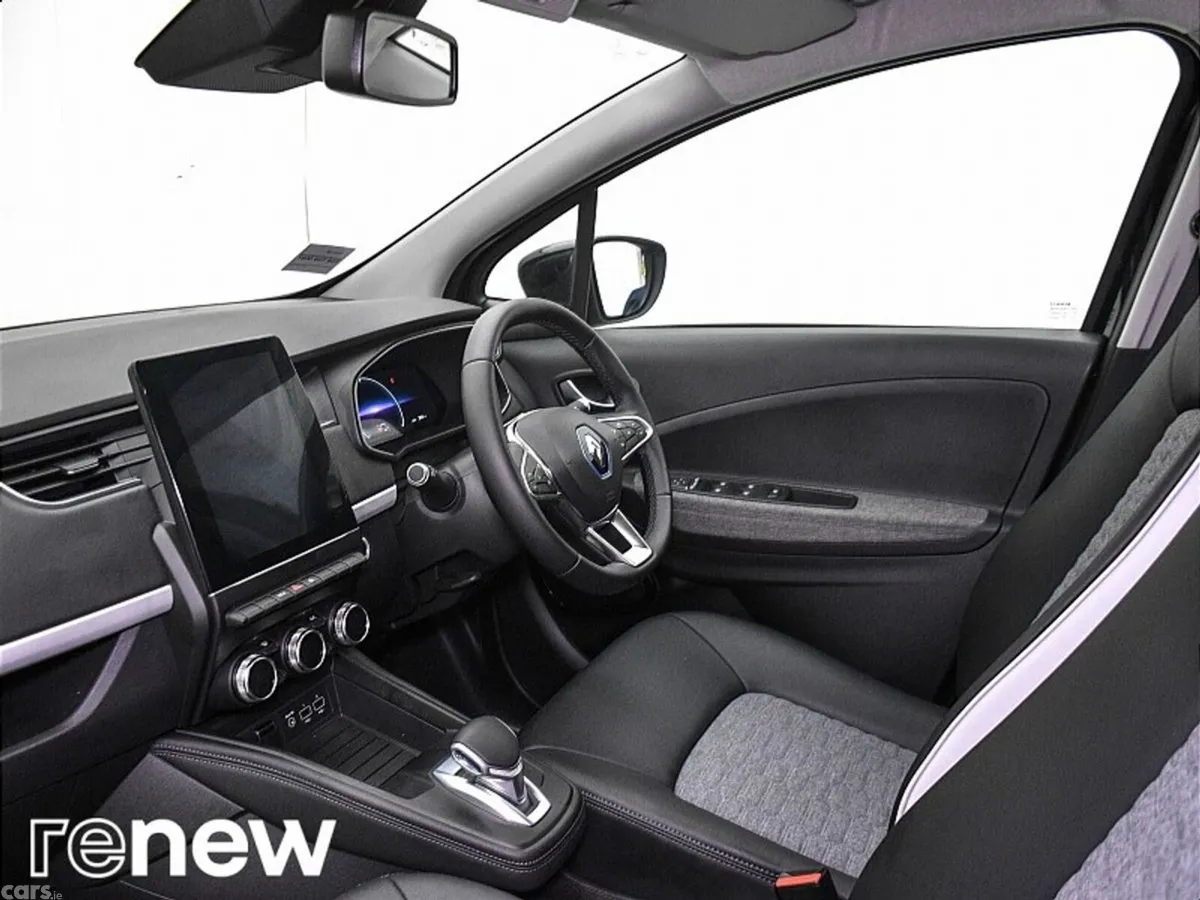 Renault Zoe Hatchback, Electric, 2022, Black