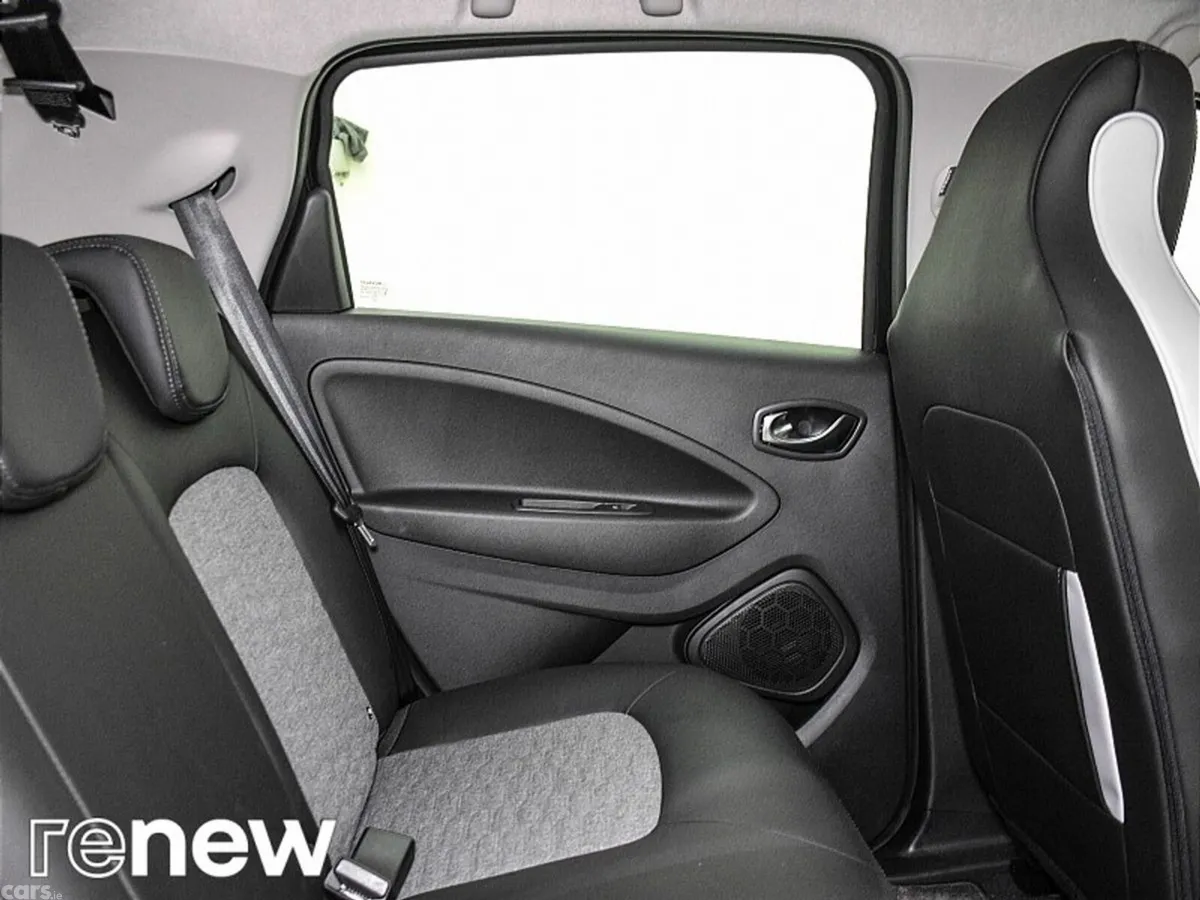 Renault Zoe Hatchback, Electric, 2022, Black