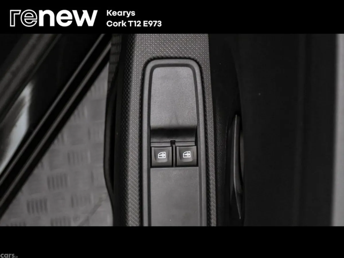 Dacia Sandero Hatchback, Petrol, 2023, Black