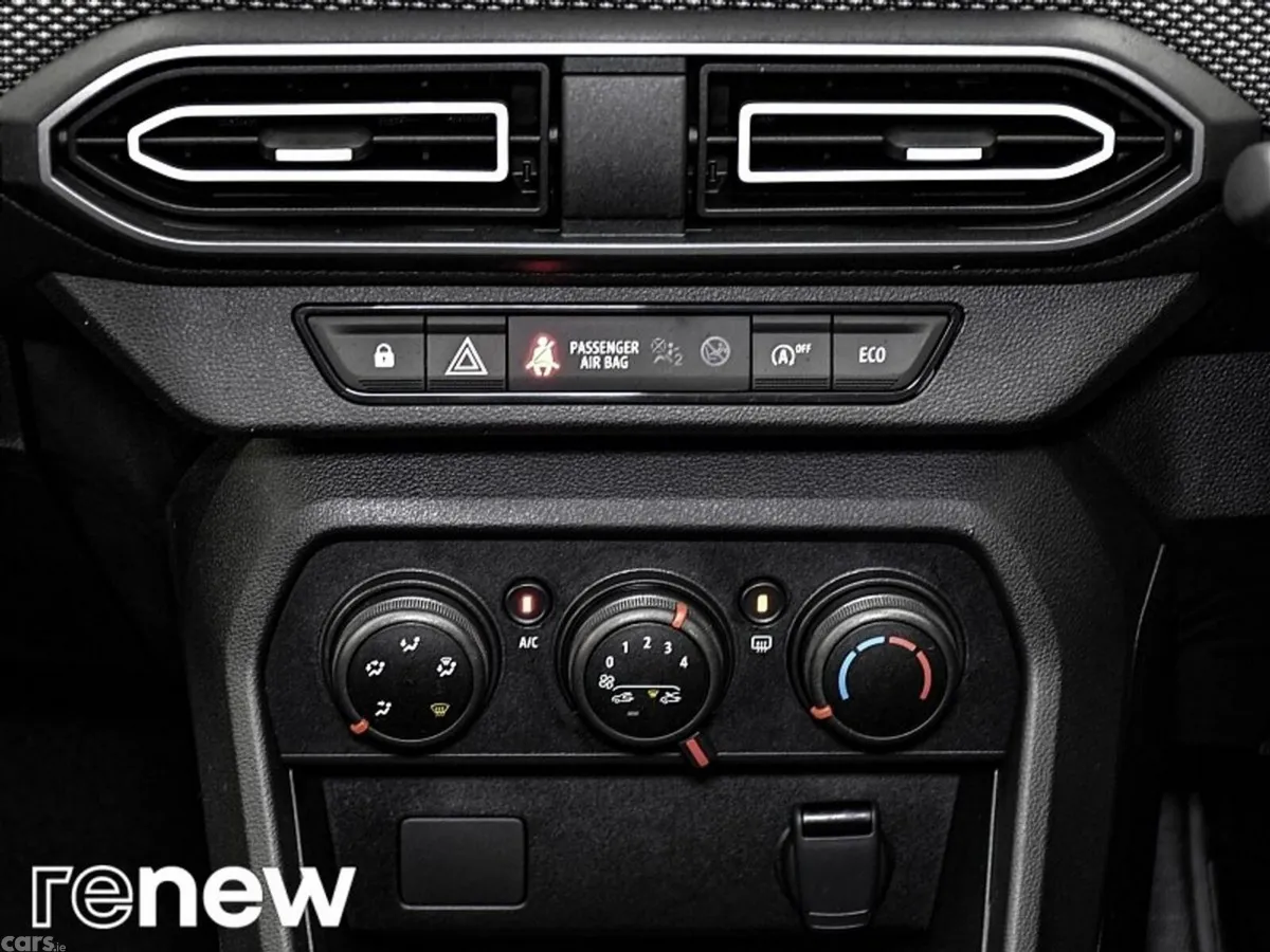 Dacia Sandero Hatchback, Petrol, 2024, Red