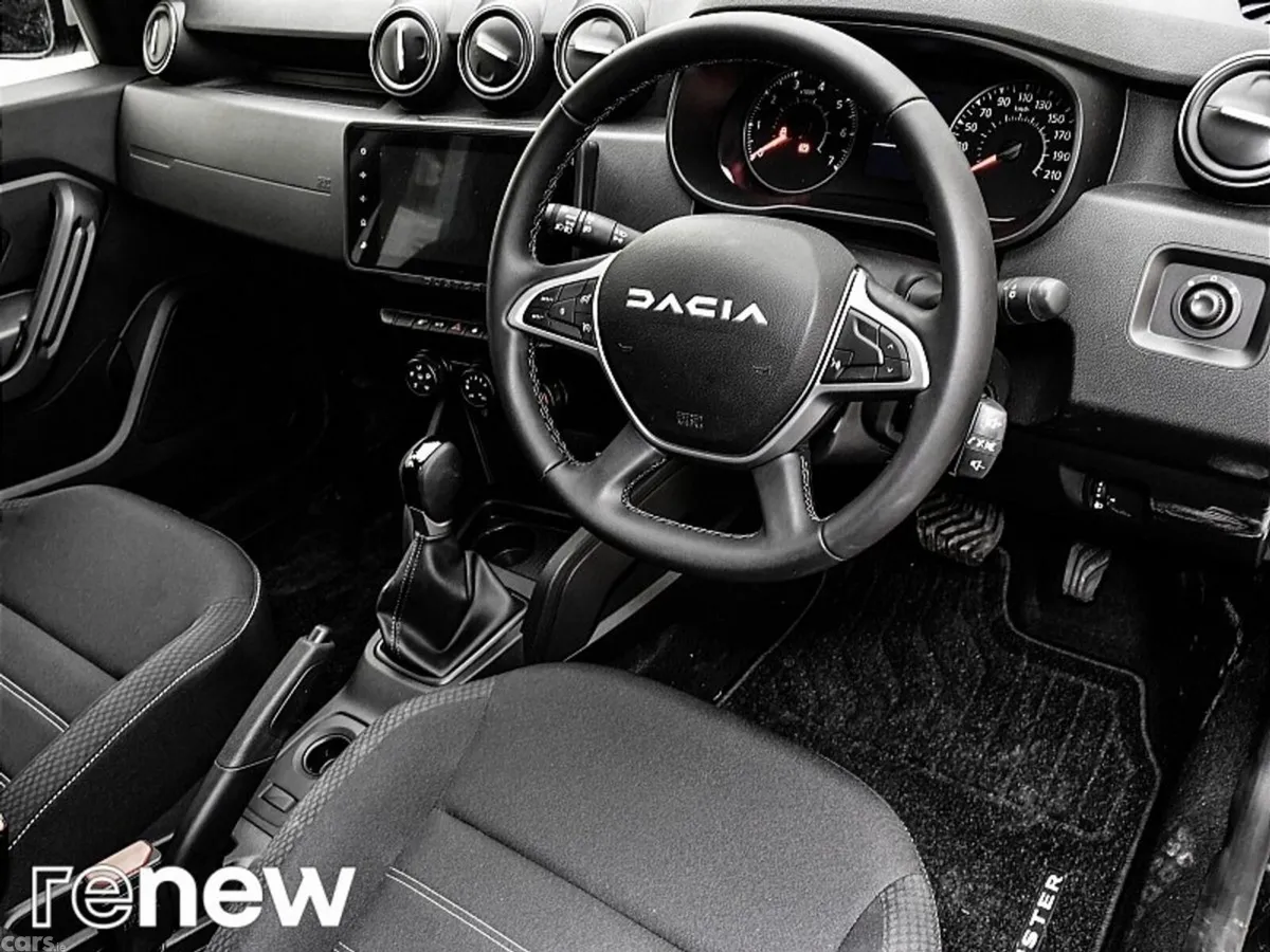 Dacia Duster SUV, Petrol, 2023, Grey