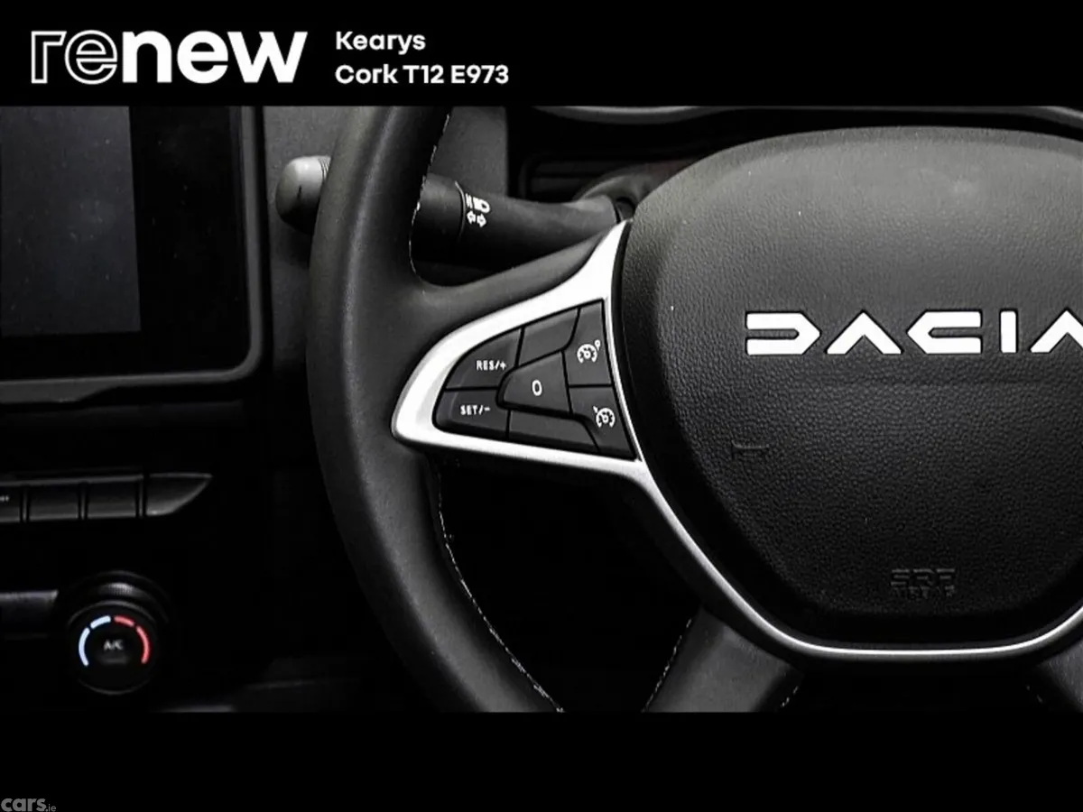 Dacia Duster SUV, Petrol, 2023, Grey