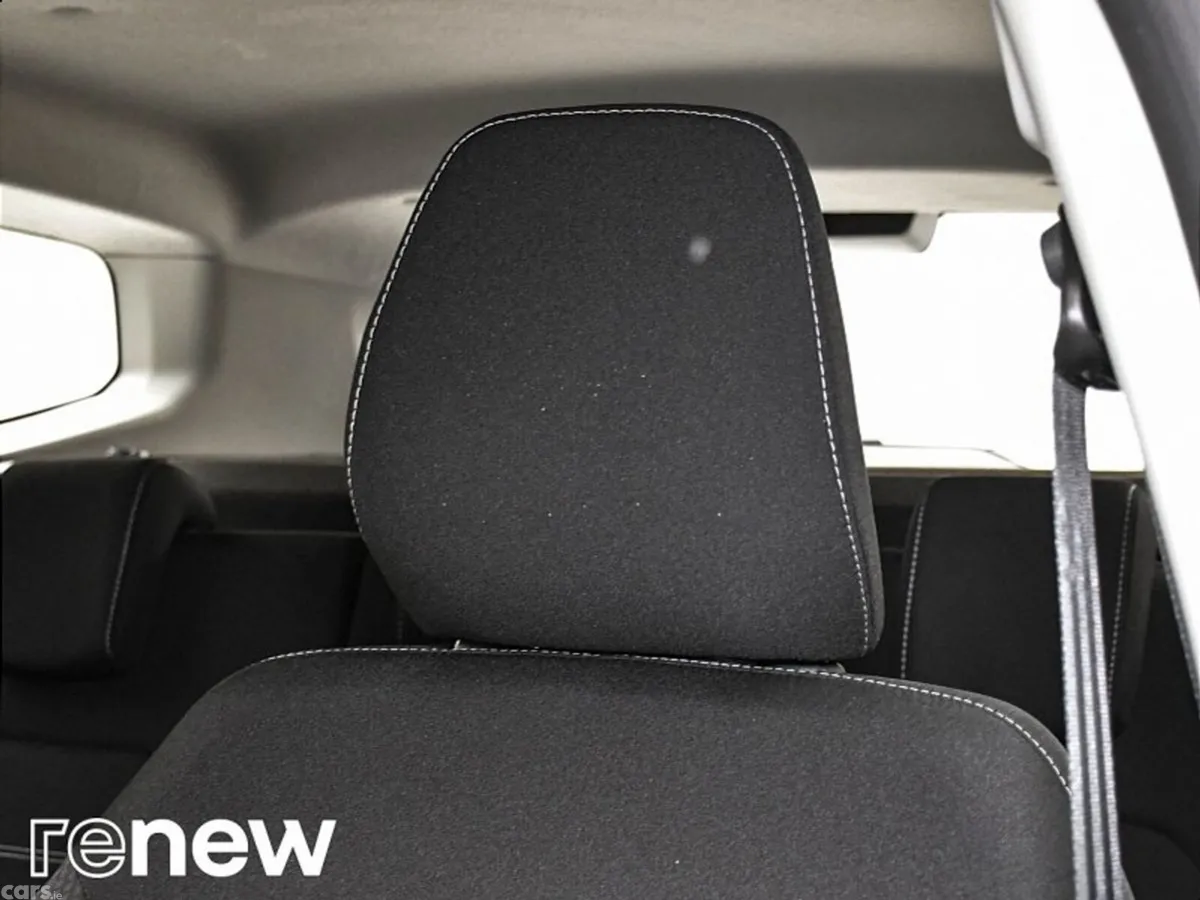 Dacia Duster SUV, Petrol, 2023, Grey