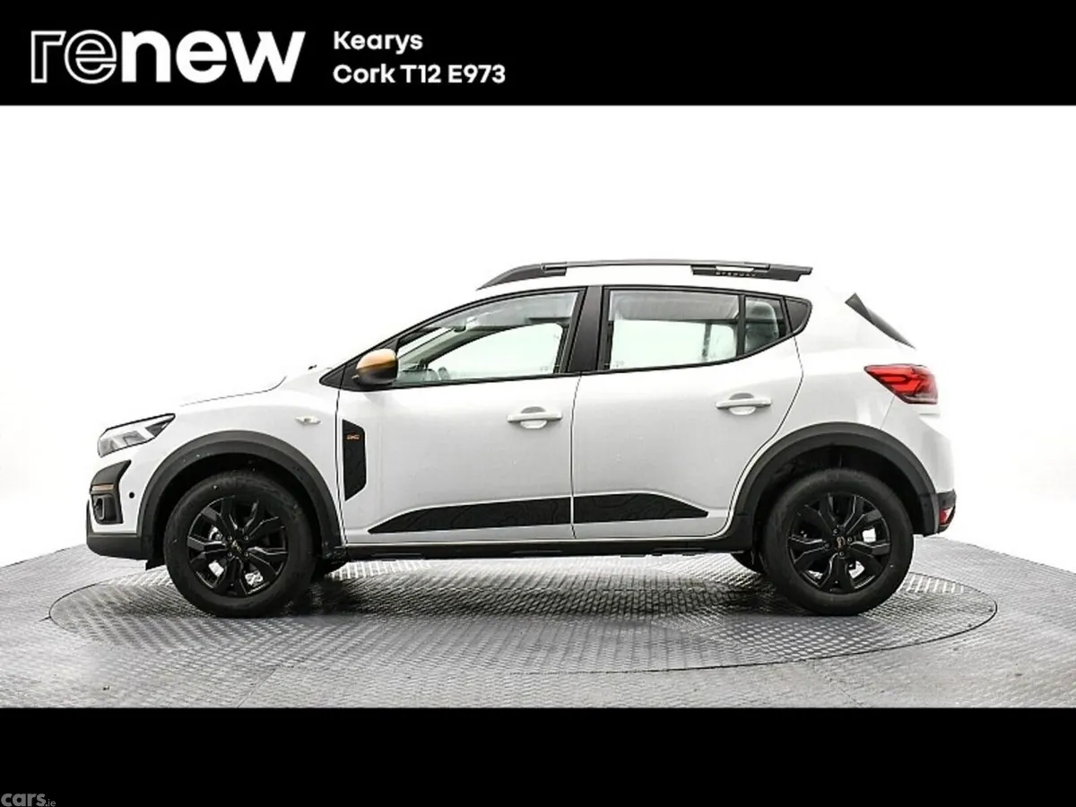 Dacia Sandero Stepway SUV, Petrol, 2024, White