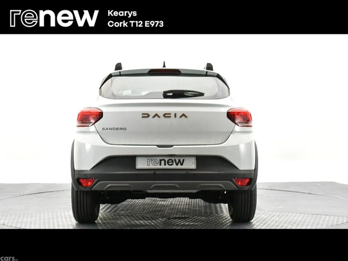 Dacia Sandero Stepway SUV, Petrol, 2024, White
