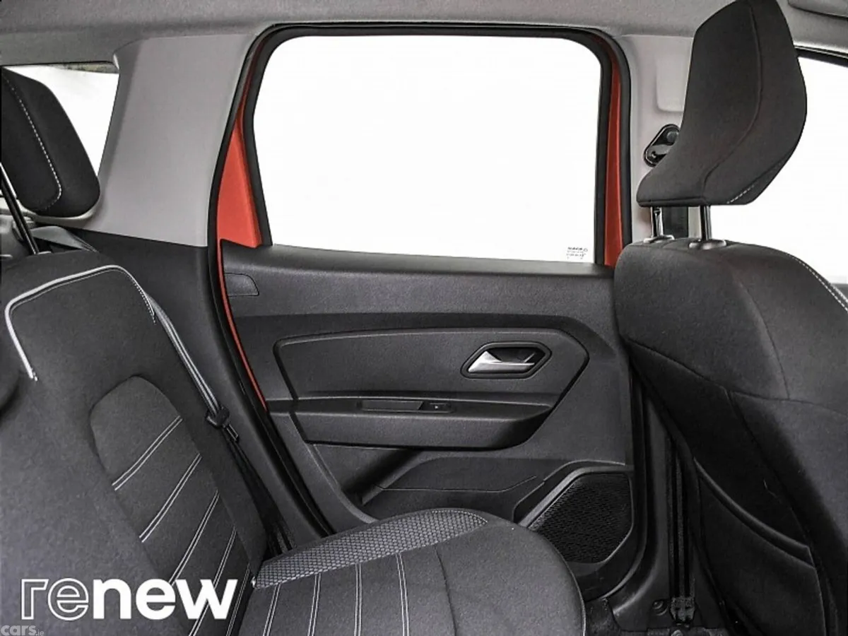 Dacia Duster SUV, Diesel, 2024, Orange
