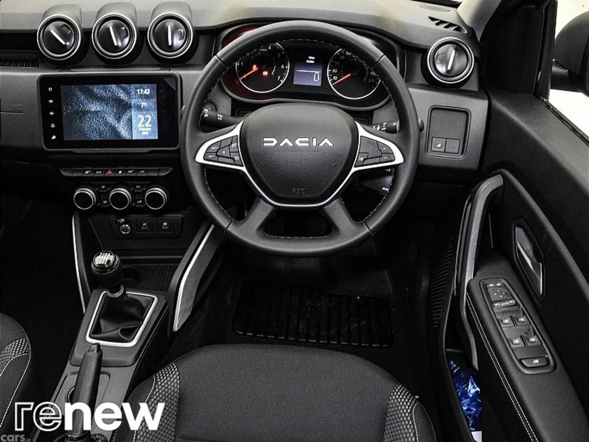 Dacia Duster SUV, Diesel, 2023, Grey
