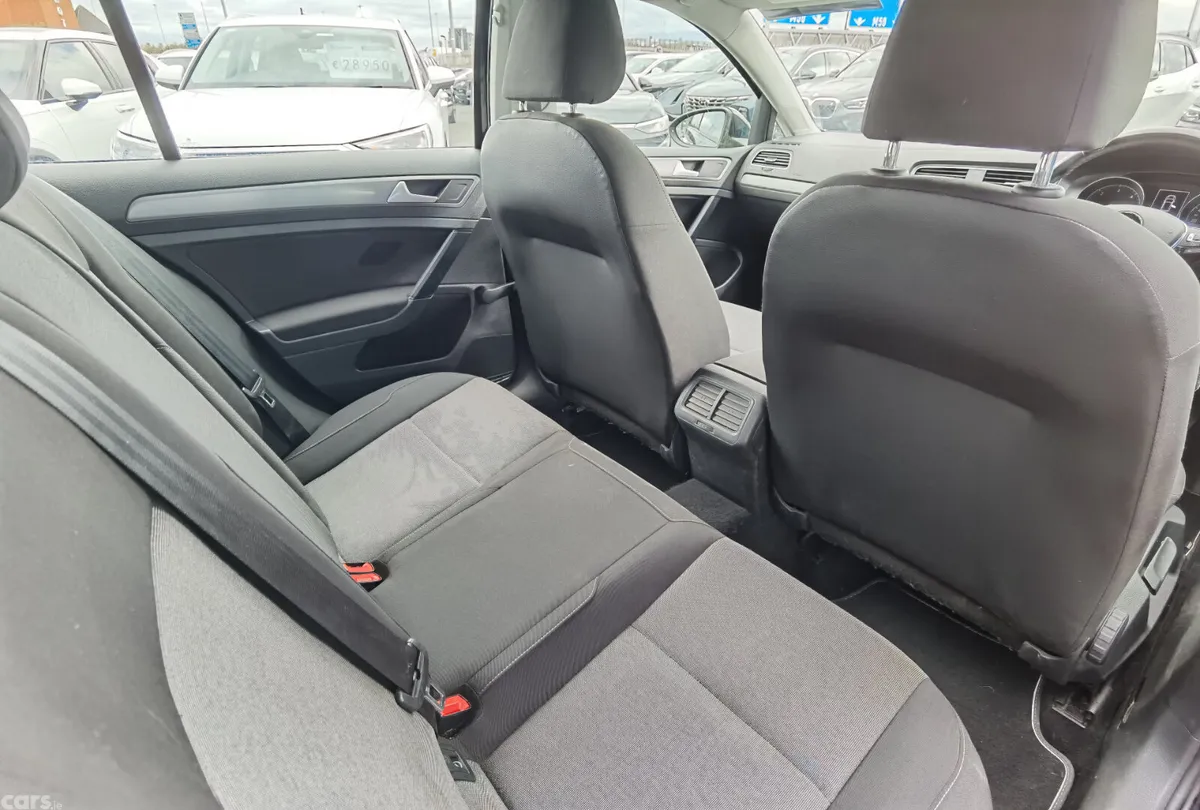 Volkswagen Golf Hatchback, Diesel, 2015, Black