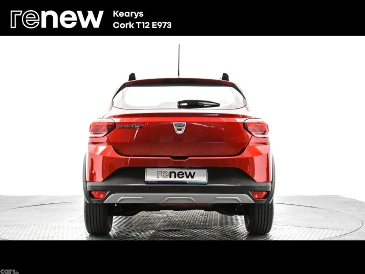 Dacia Sandero Stepway SUV, Petrol Gas, 2022, Red