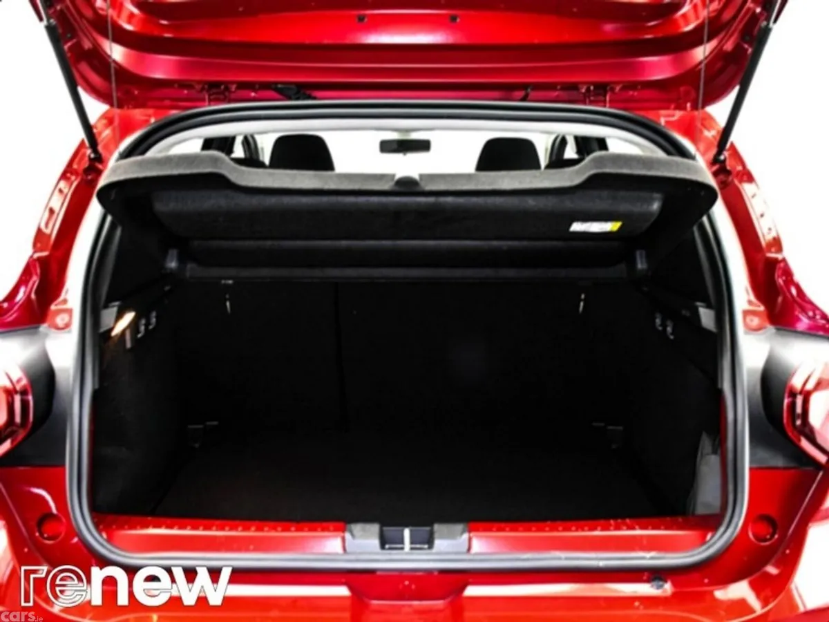 Dacia Sandero Stepway SUV, Petrol Gas, 2022, Red