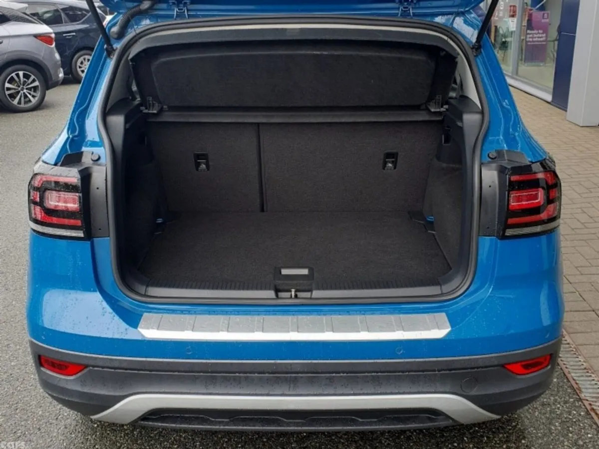 Volkswagen T-Cross SUV, Petrol, 2020, Blue