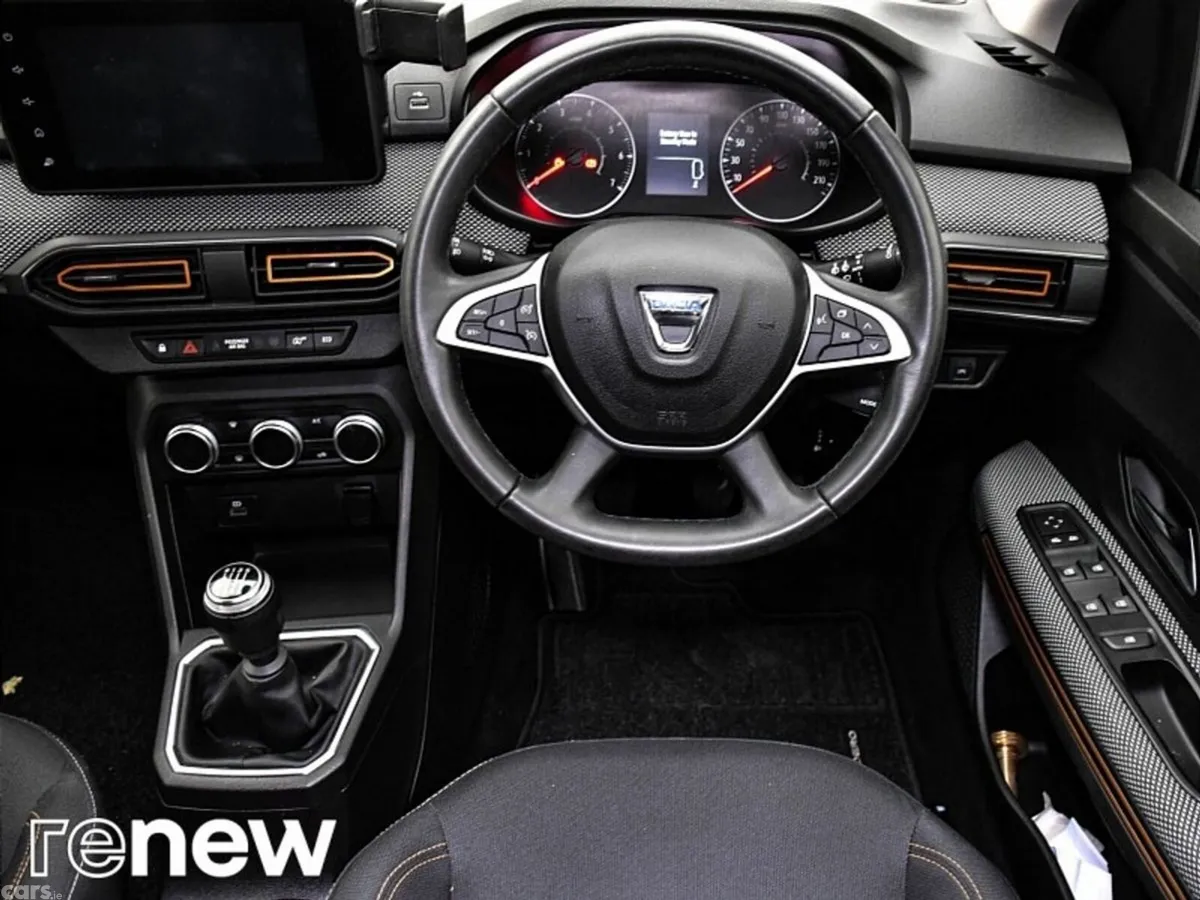 Dacia Sandero Stepway SUV, Petrol Gas, 2022, Red